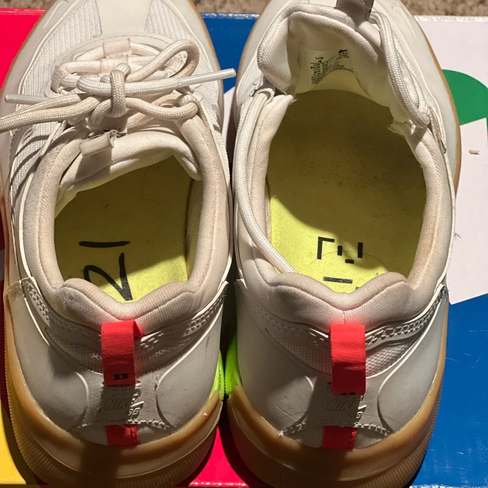 Nike SB - Picture 3 of 8